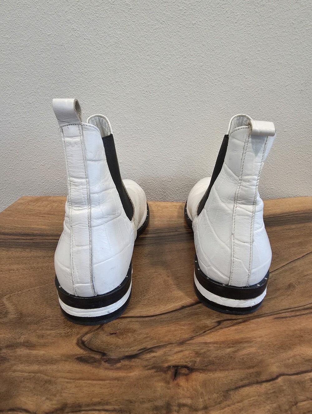 Freda Salvador White Croc Embossed Chelsea Boots - Picture 4 of 14